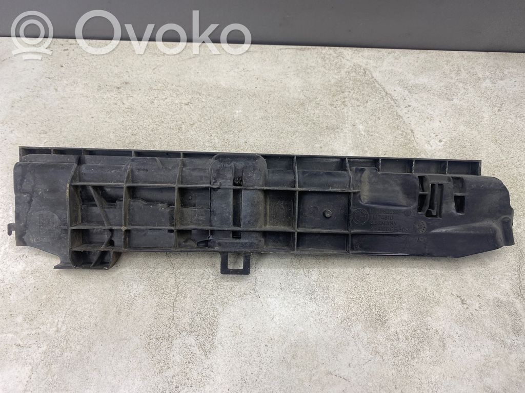 BMW 3 E90 E91 Radiator mount bracket 