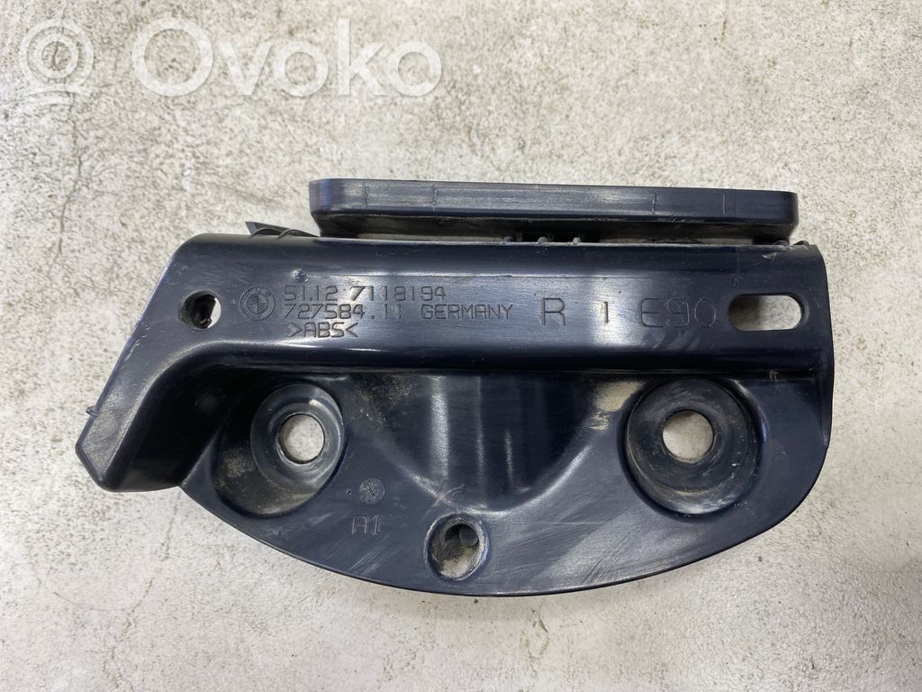 Rear bumper mounting bracket   7118194,7275841