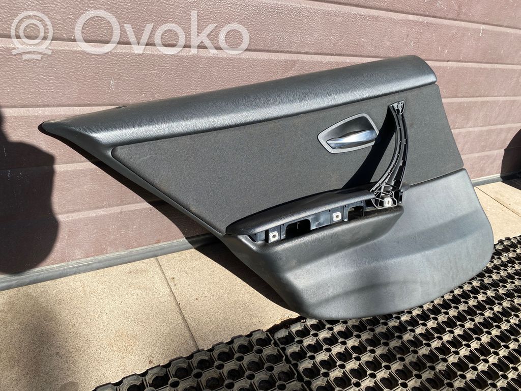 BMW 3 E90 E91 Takaoven verhoilu 