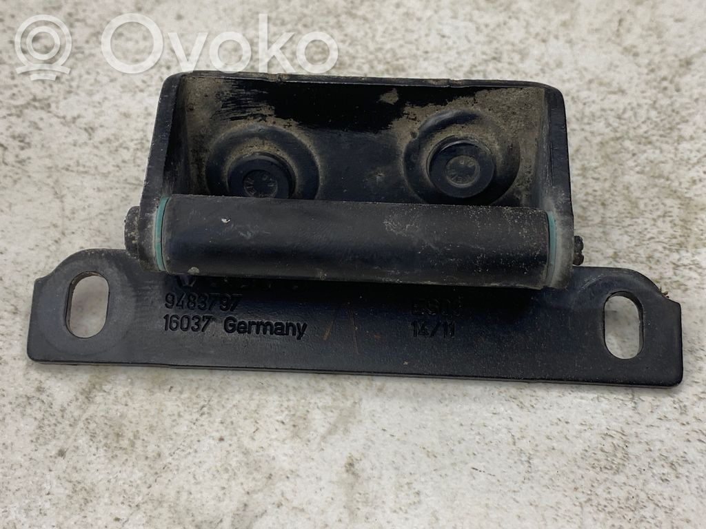 Volvo XC90 Tailgate/trunk/boot hinge 