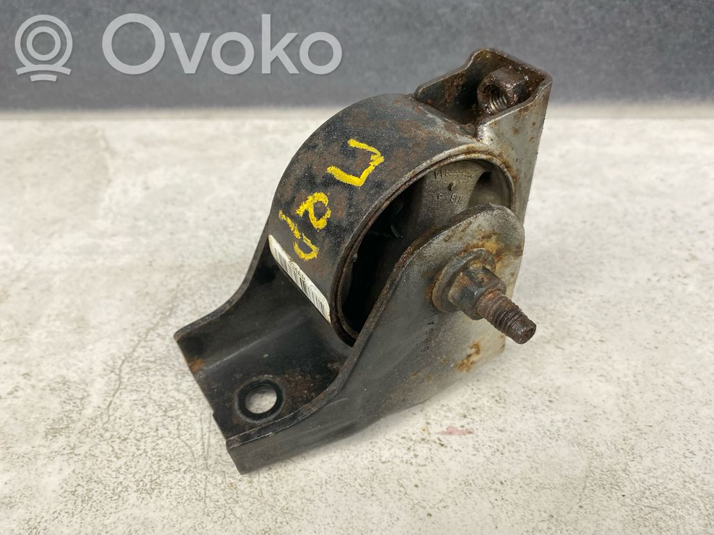 Dodge Caliber Engine mount bracket 