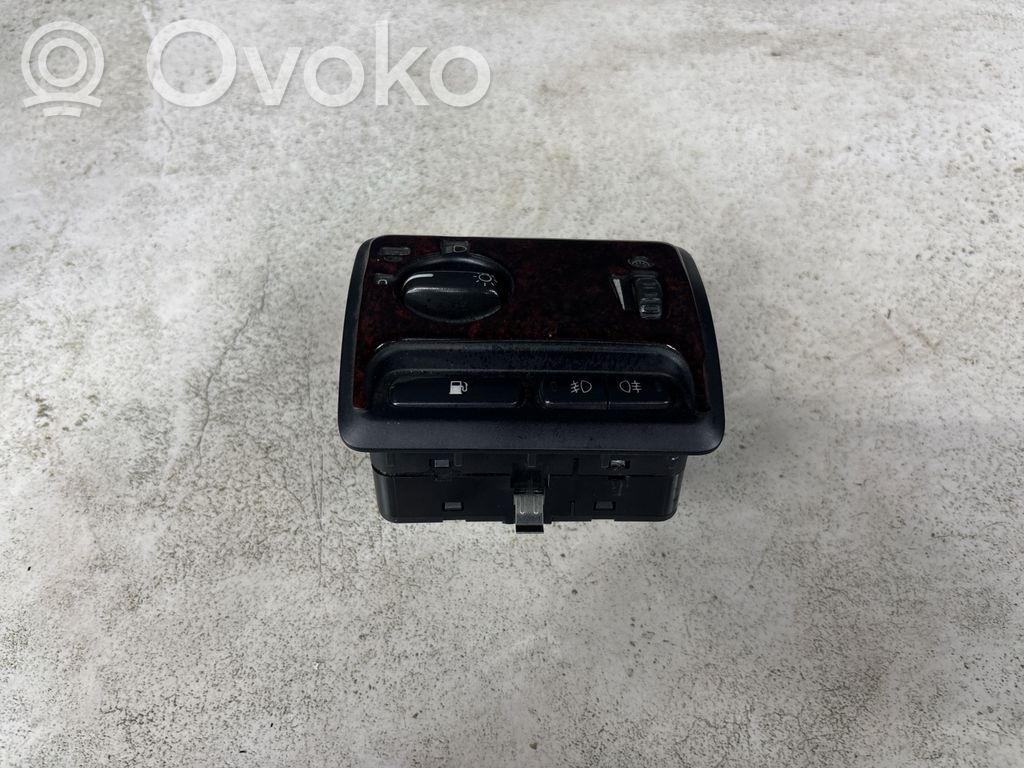 Volvo XC70 Light switch 