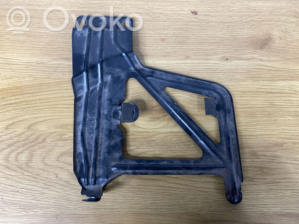 Volvo XC70 Battery bracket 