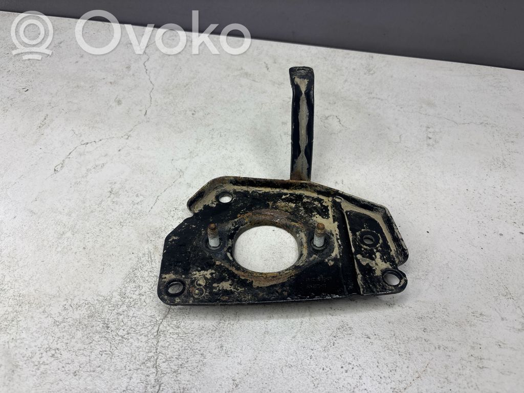 Citroen Berlingo Gearbox mounting bracket 
