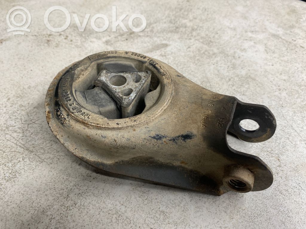 Volvo V50 Engine mount bracket 