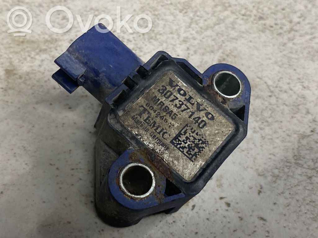 Volvo V50 Airbagsensor Crashsensor Drucksensor 
