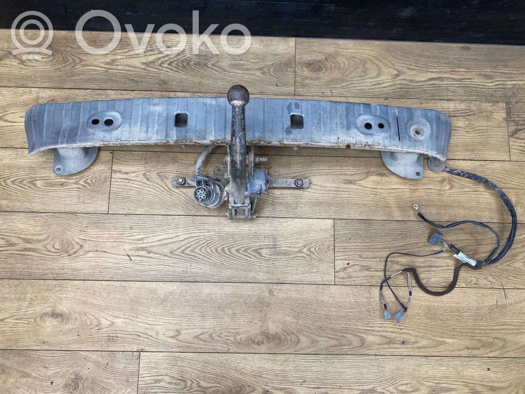 Hak holowniczy / Komplet   8685829,UL9003