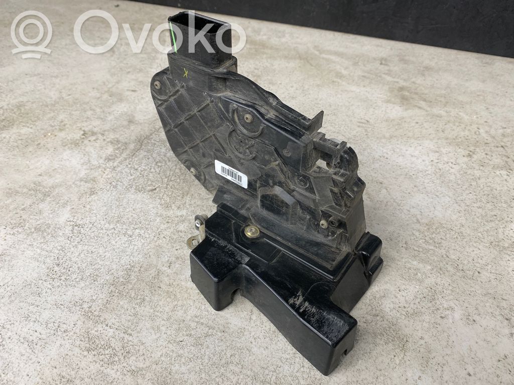 Volvo V50 Etuoven lukko 