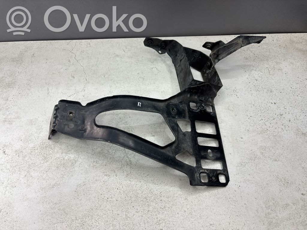 BMW 5 E60 E61 Headlight/headlamp mounting bracket 