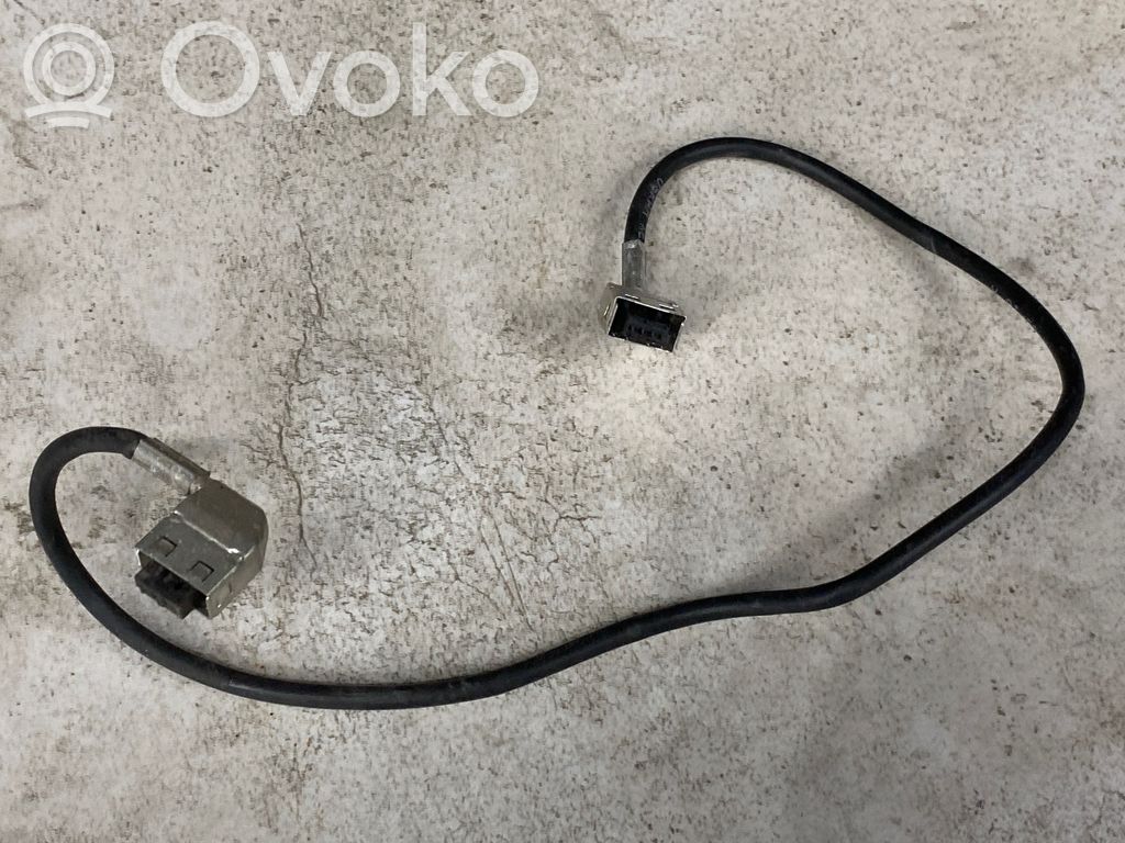 BMW 3 E90 E91 Ajovalon valaisimen johtosarjan johdinnippu 
