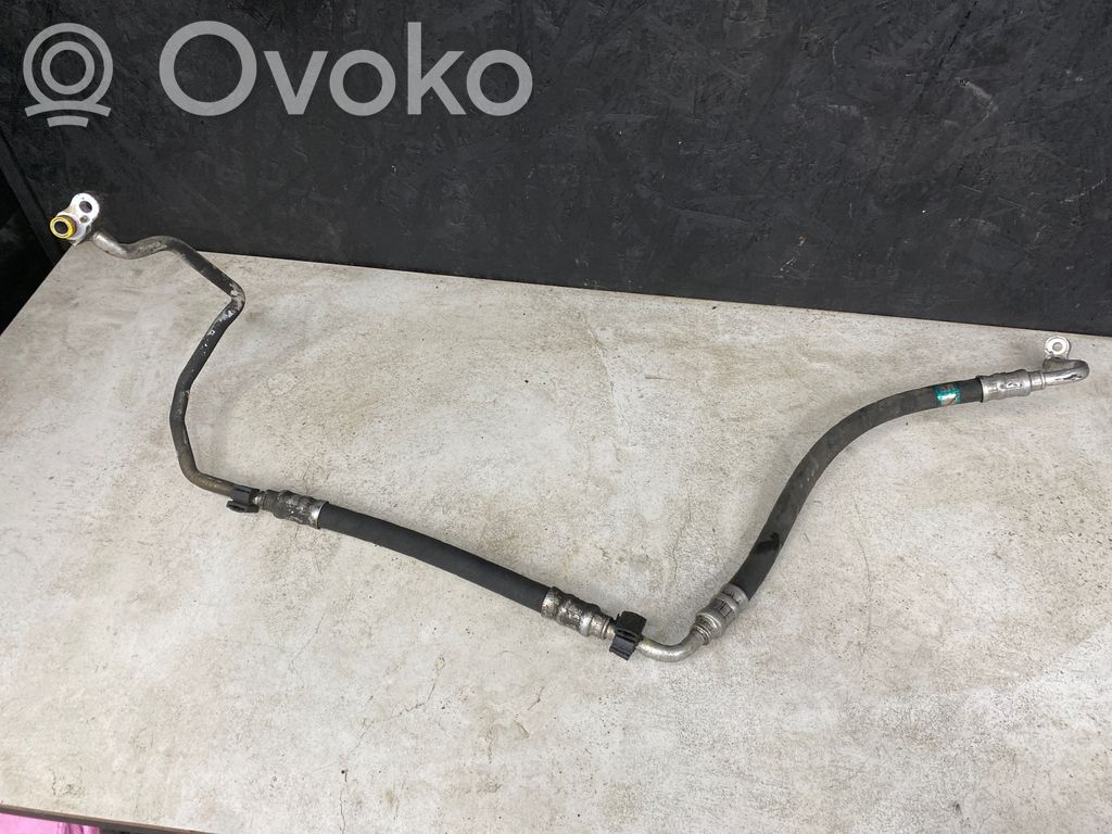 BMW 3 E90 E91 Air conditioning (A/C) pipe/hose 
