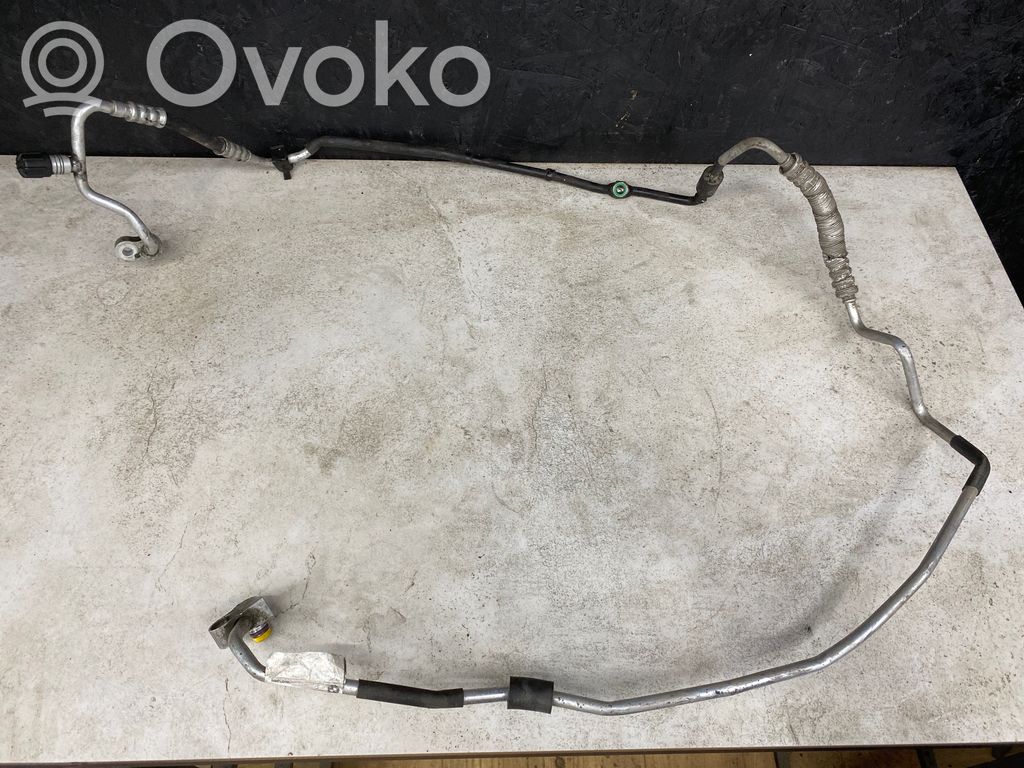 BMW 3 E90 E91 Air conditioning (A/C) pipe/hose 