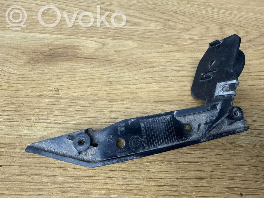 BMW 3 E90 E91 Headlight/headlamp mounting bracket 
