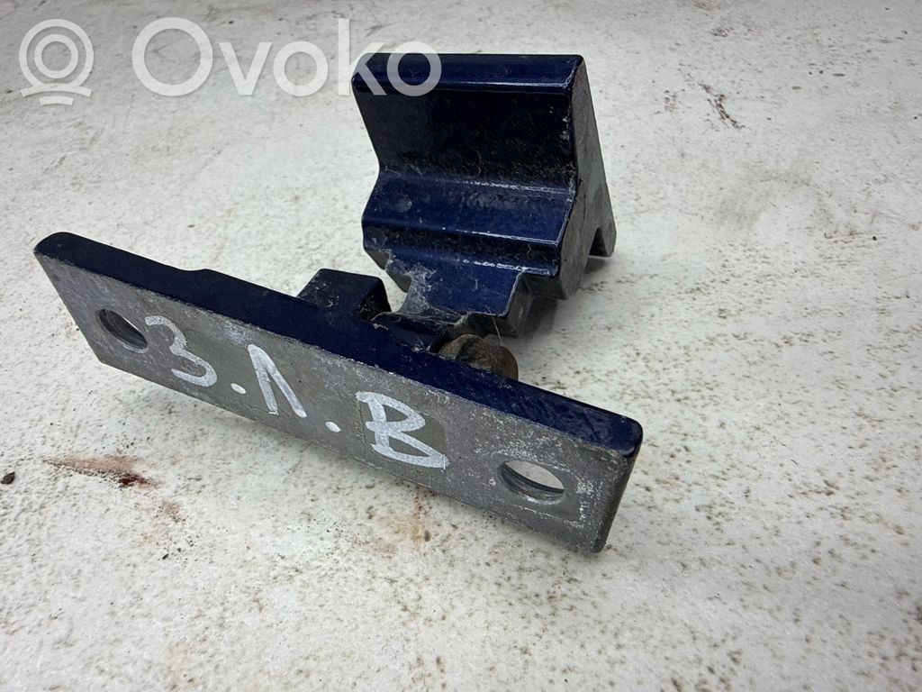 BMW 5 E60 E61 Rear door upper hinge 