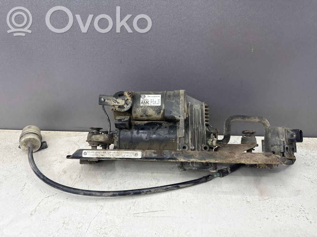 BMW 5 E60 E61 Air suspension compressor/pump 