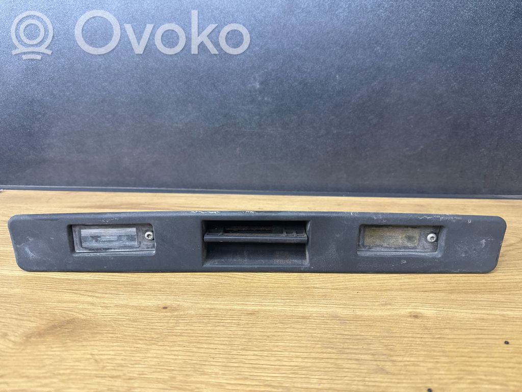Volvo XC90 Éclairage de plaque d'immatriculation 