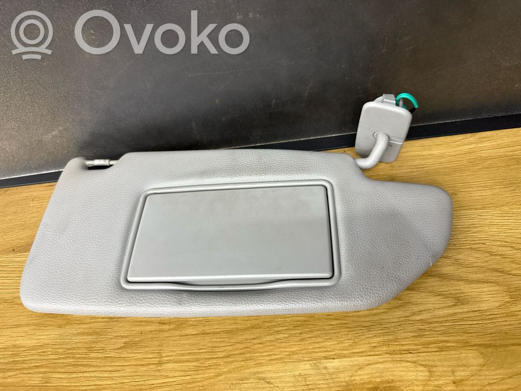 Sun visor