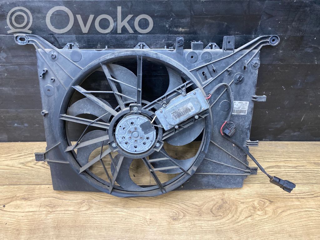 Volvo V70 Elektrinis radiatorių ventiliatorius 