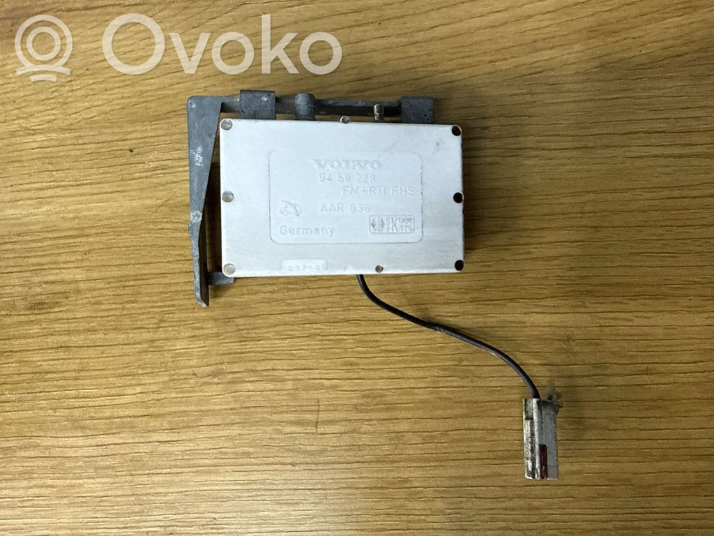 Volvo V70 Antenos stiprintuvas 