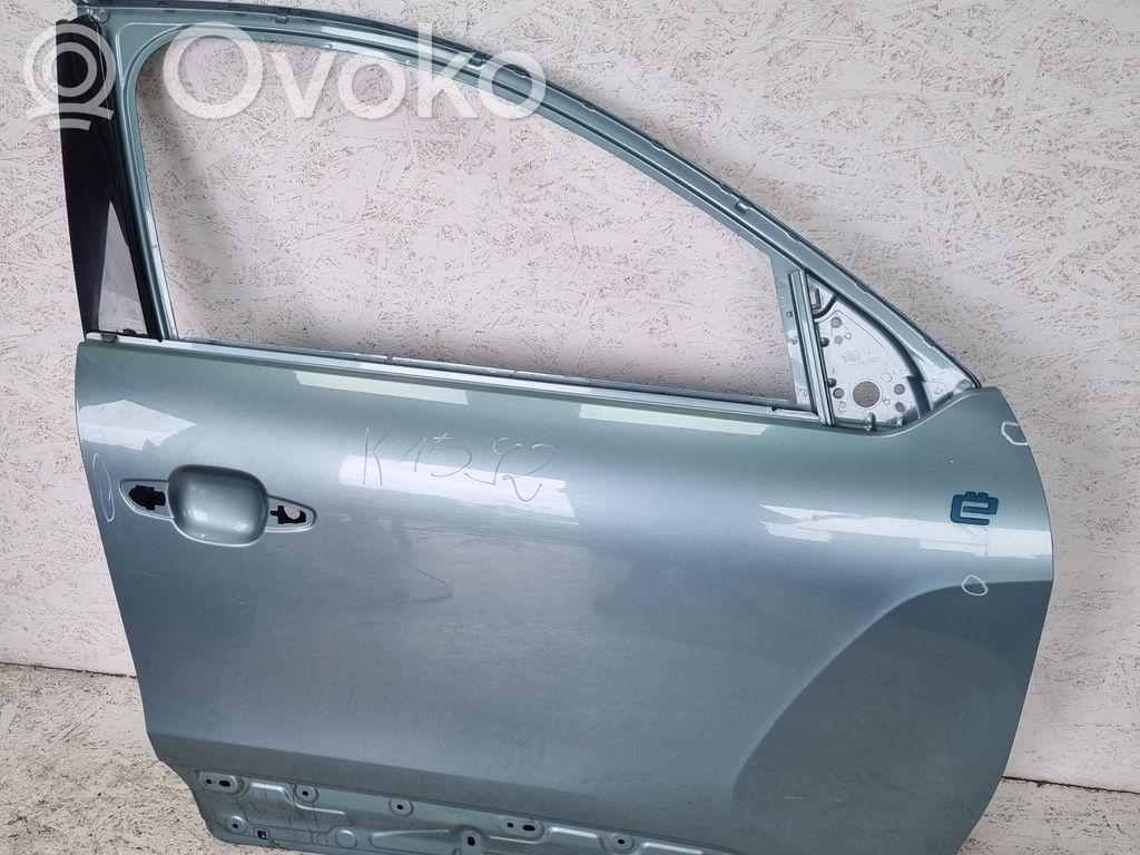 Priekinės durys   306755D