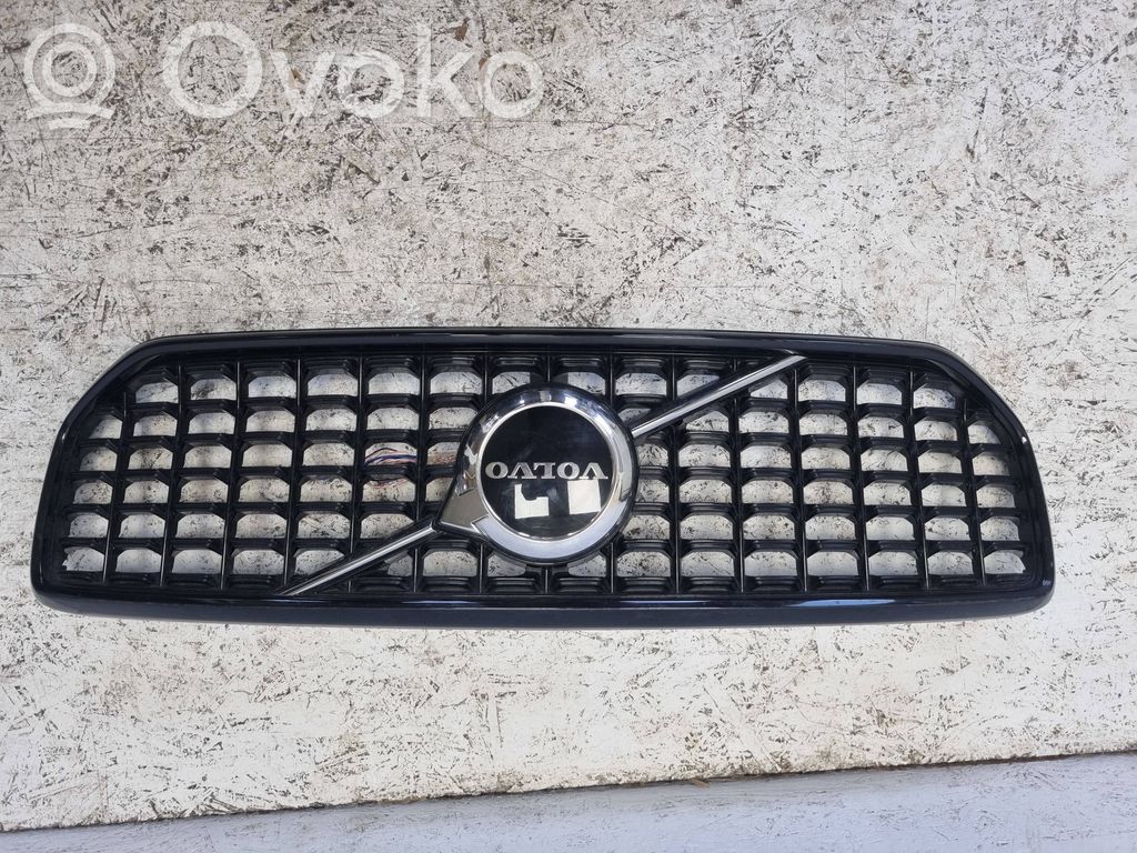 Volvo XC40 Front grill 