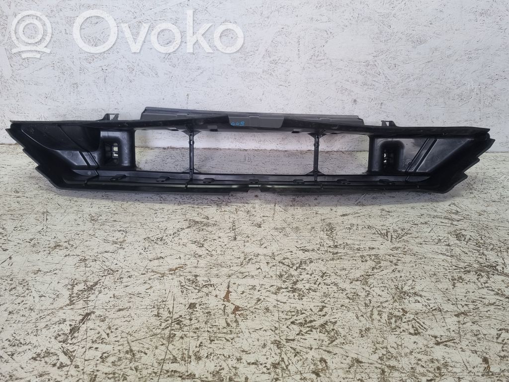 Renault Trafic III (X82) Wlot / Kanał powietrza intercoolera 
