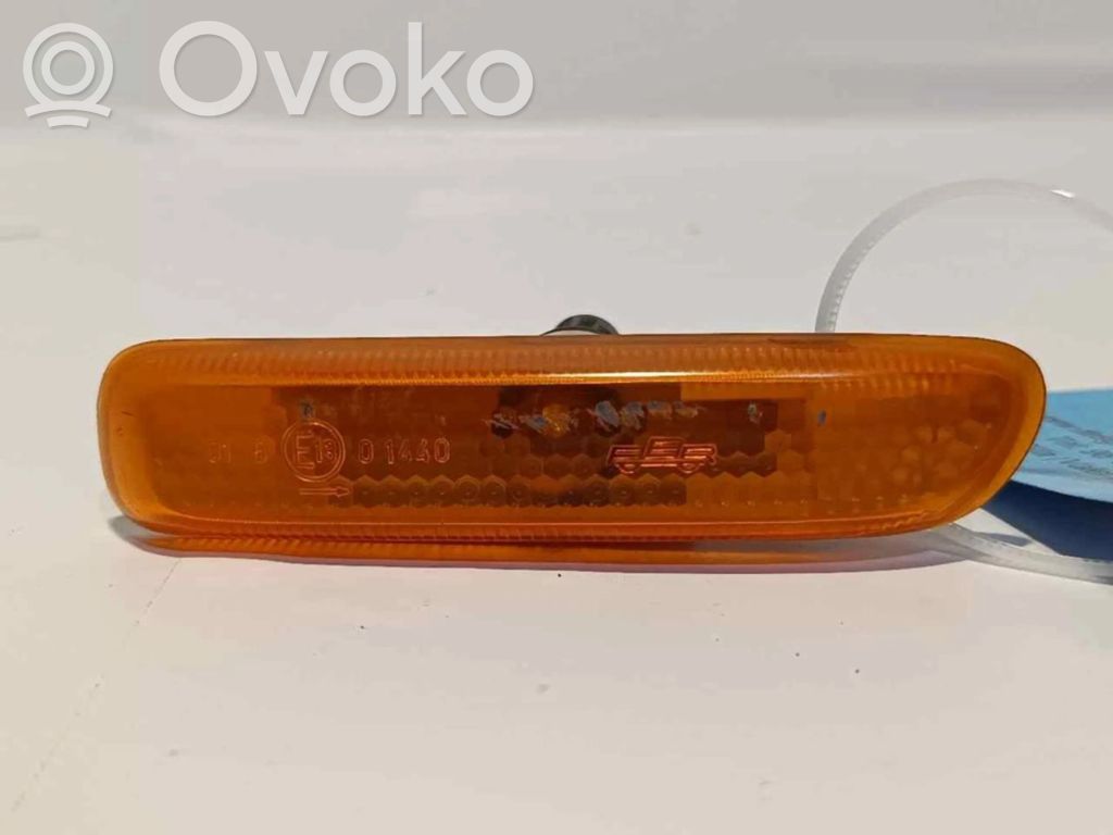 BMW 3 E46 Front fender indicator light 