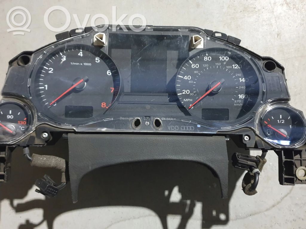 Speedometer (instrument cluster)   4E0920950R