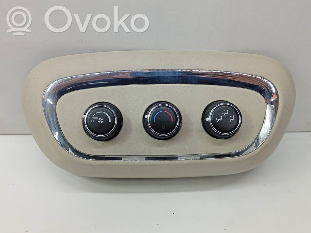 Climate control unit   P5LM44HDAAA