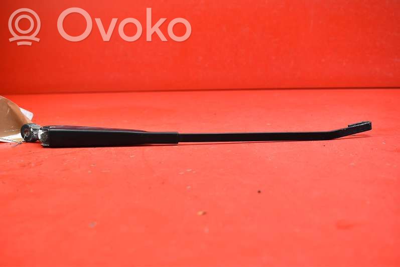 Nissan Almera Tino Wischerarm Heckscheibe