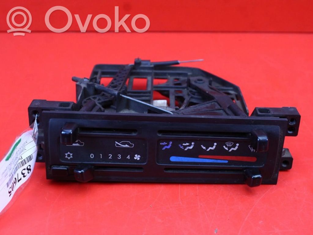 Nissan Serena Climate control unit 