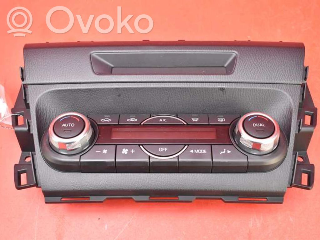 Mazda 3 II Climate control unit 