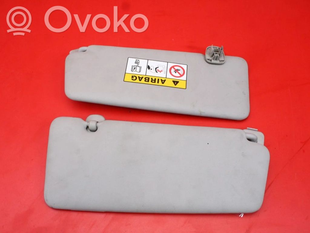 Sun visor