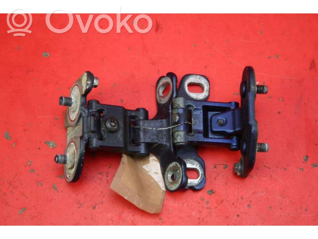 BMW 1 E82 E88 Tailgate/trunk/boot hinge 