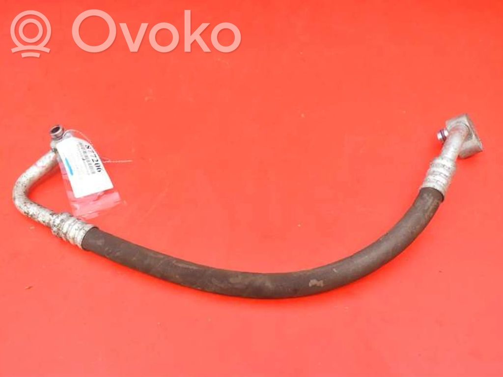 Ilmastointilaitteen putki (A/C)   1K0820721BE,1K0820721BE
