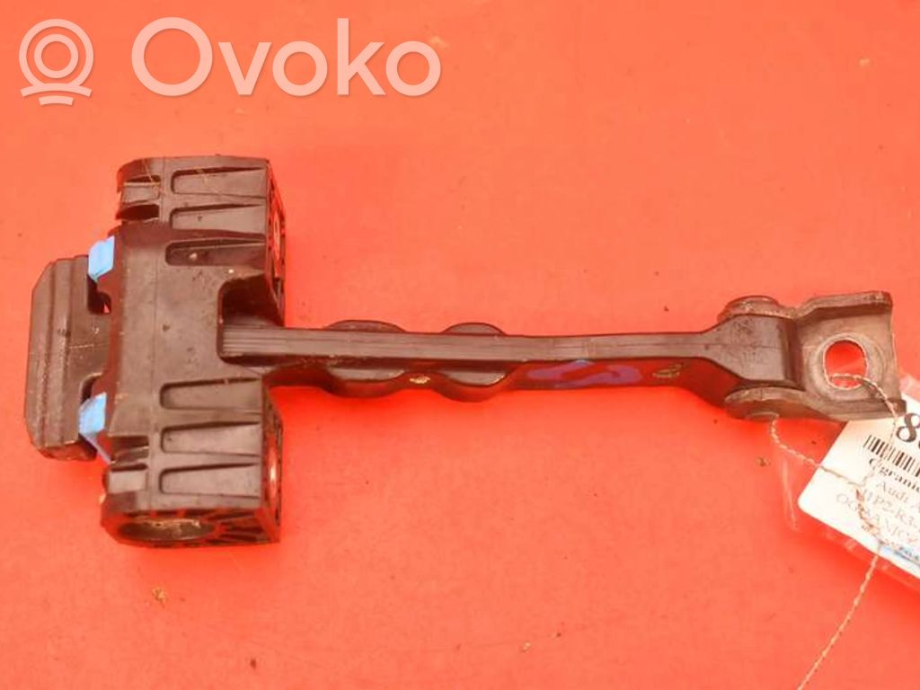 Audi A1 Etuoven pidätin 