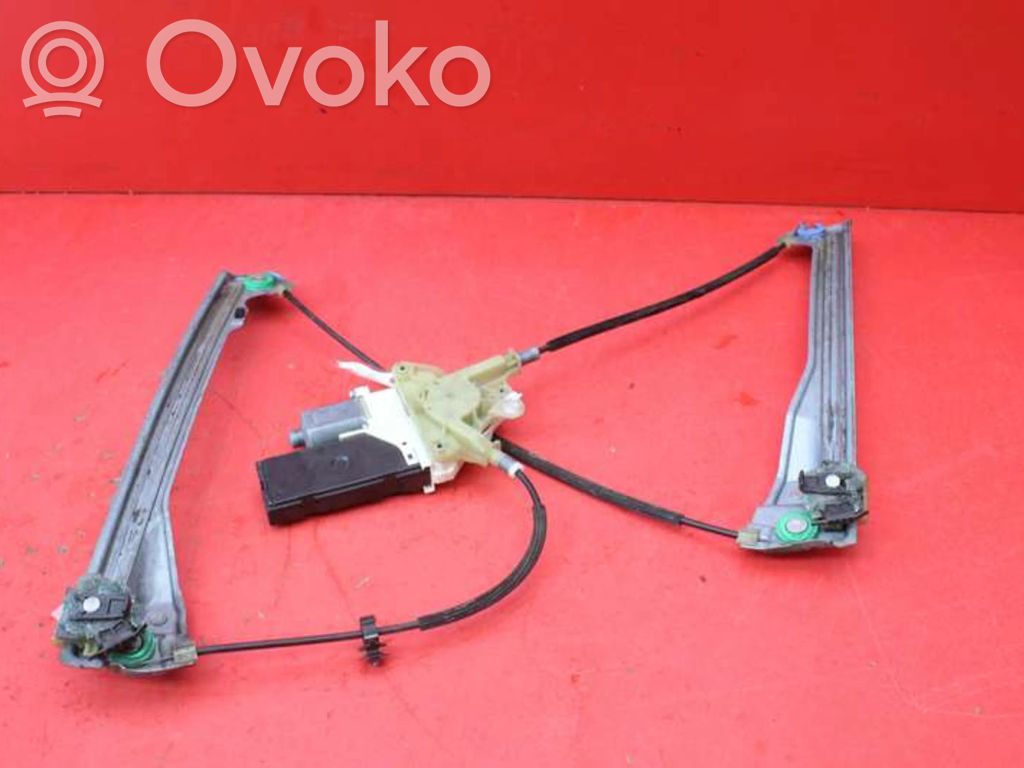 Renault Laguna III Elektryczny podnośnik szyby drzwi przednich 