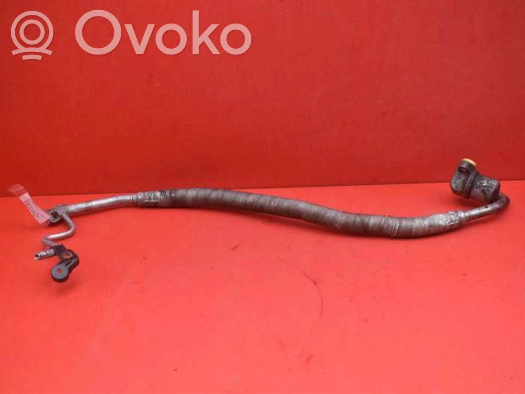 Ilmastointilaitteen putki (A/C)   3413820,3413820