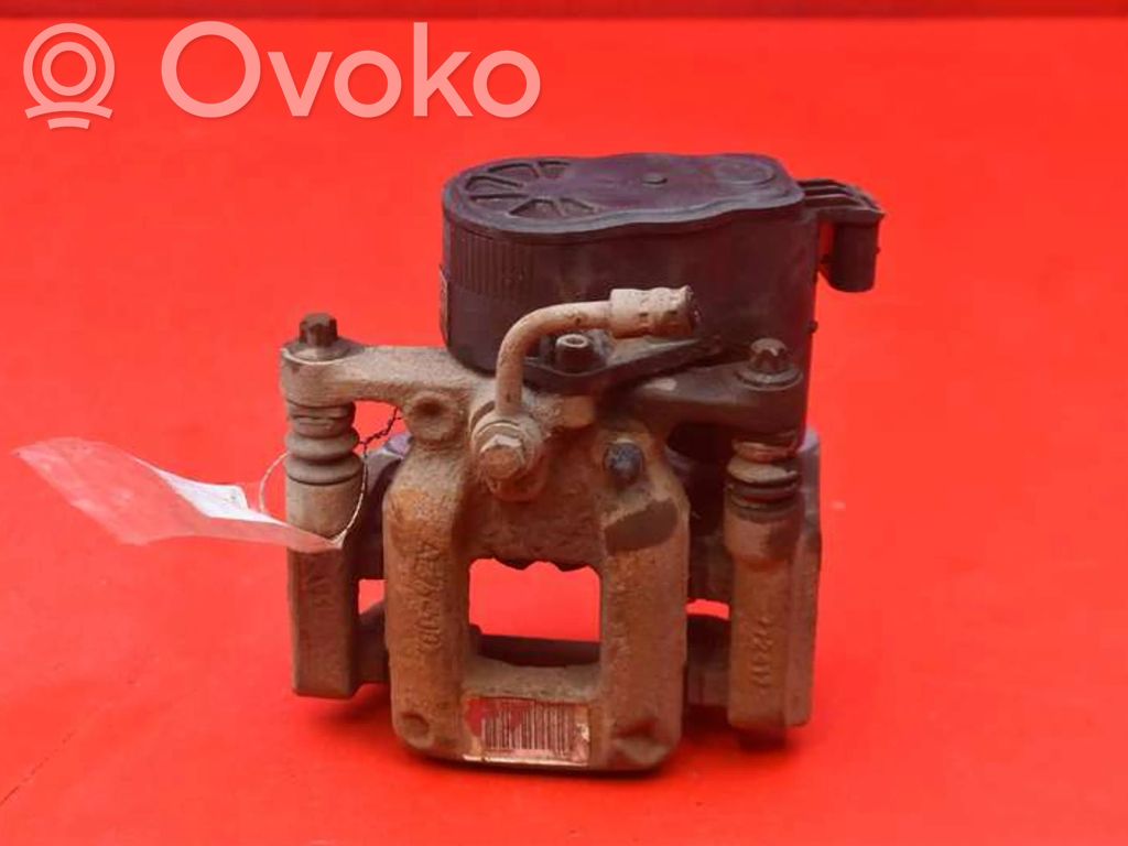 Citroen Berlingo Tylny zacisk hamulcowy 