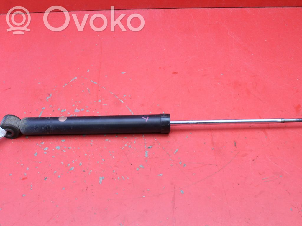Renault Clio III Takaiskunvaimennin 
