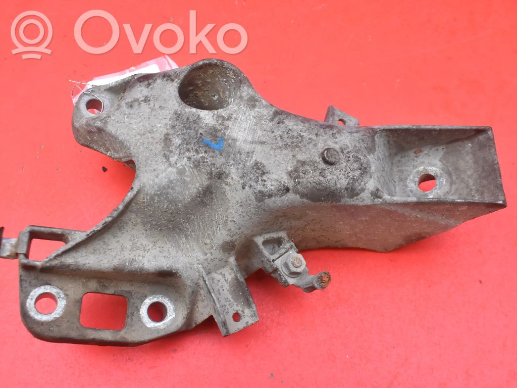 BMW X5 E70 Engine mount vacuum valve 