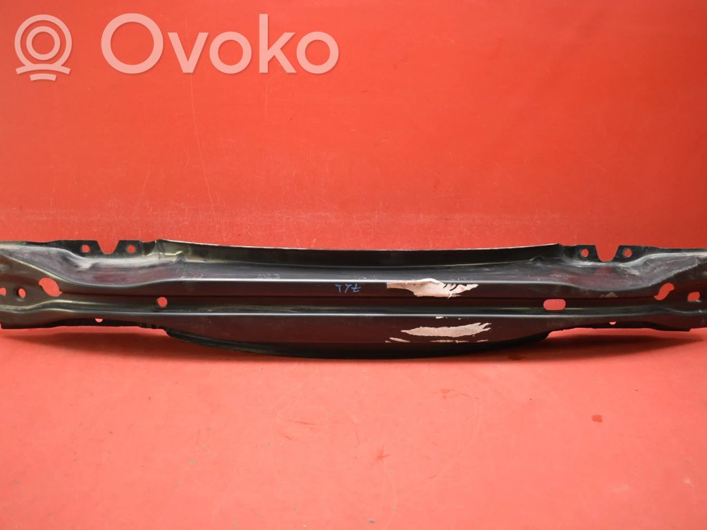 Volvo V60 Belka zderzaka tylnego 