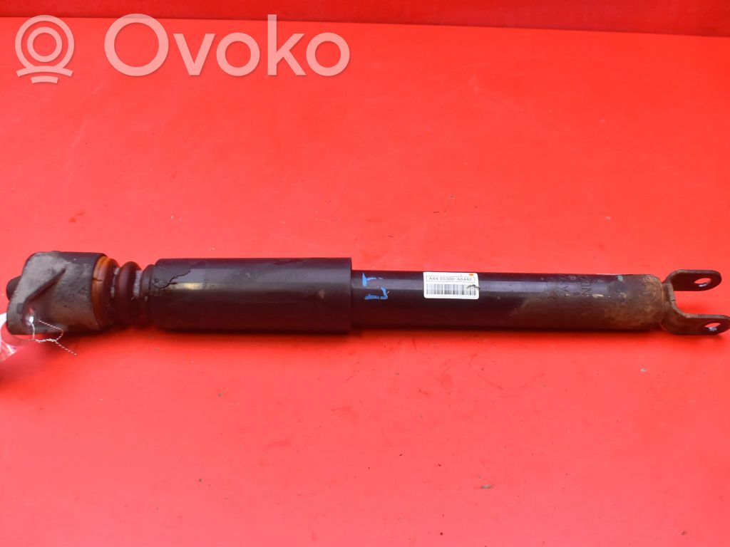 Hyundai i30 Takaiskunvaimennin 