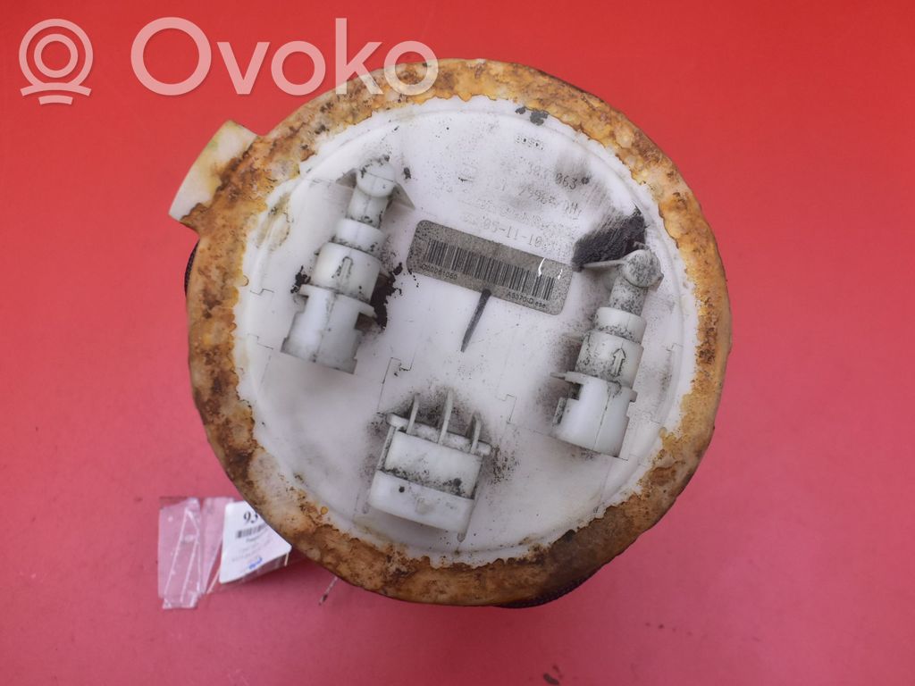 Opel Zafira B Pompa paliwa w zbiorniku 