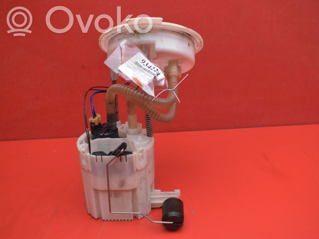 BMW 7 F01 F02 F03 F04 Bomba interna de combustible 