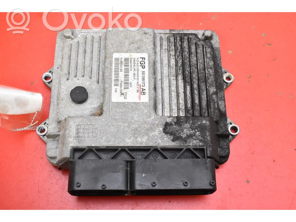 Suzuki Swift I Engine control unit/module ECU 