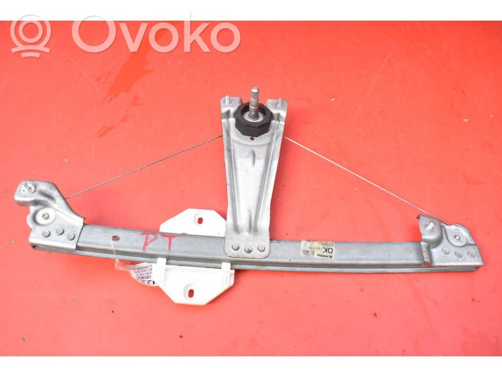 Elektryczny podnośnik szyby drzwi tylnych   827202131R,827202131R