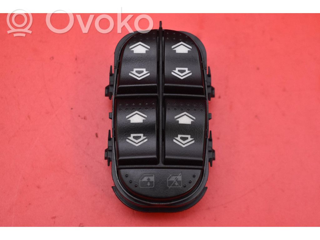Ford Focus Electric window control switch 