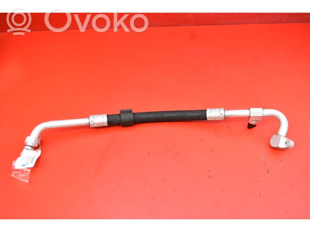 Ilmastointilaitteen putki (A/C)   7LE816750A,7LE816750A
