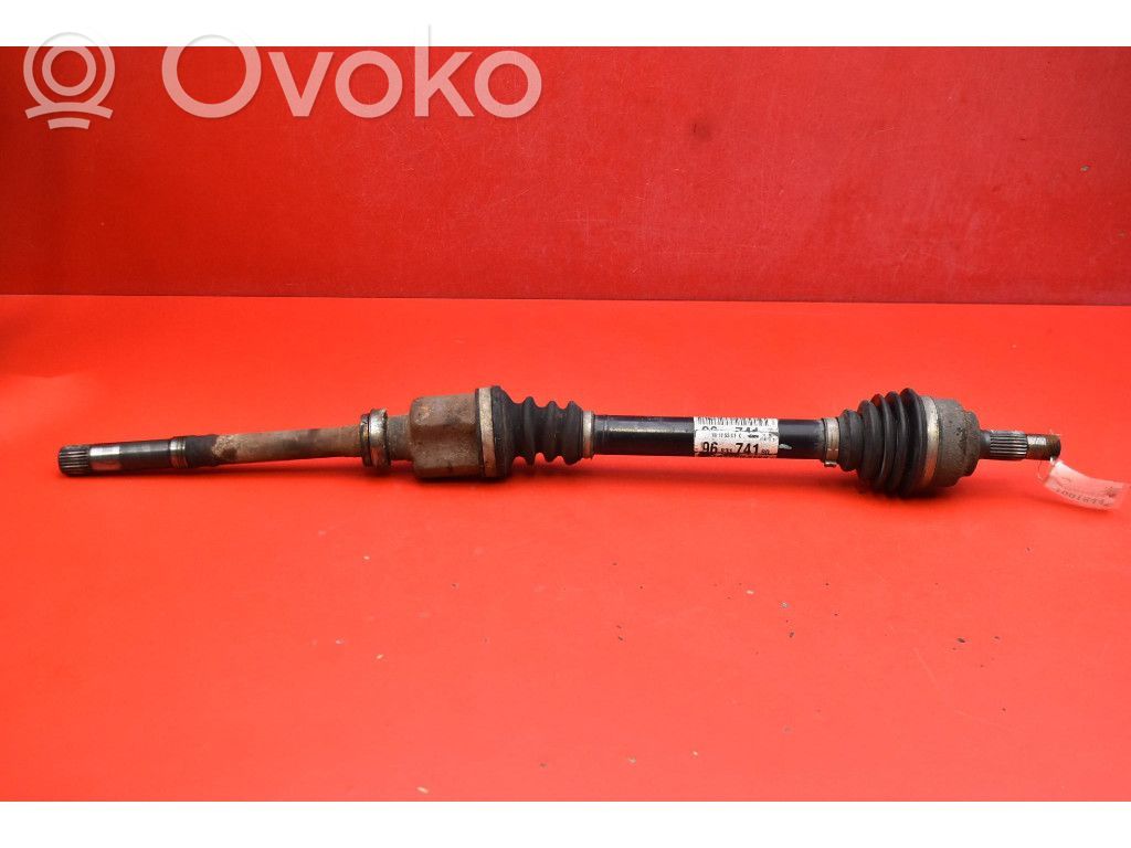 Citroen C3 Picasso Front driveshaft 